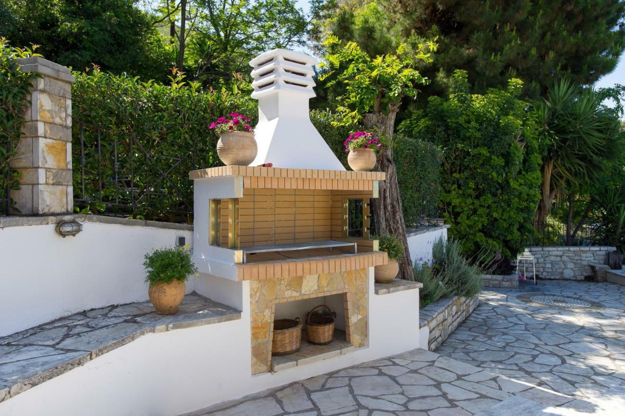 Imerolia Beach Villa Kassiopi Corfu المظهر الخارجي الصورة
